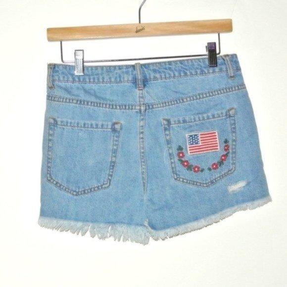 FOREVER 21‎ Ripped Denim Shorts Embroidery Usa Flag - Picture 7 of 9